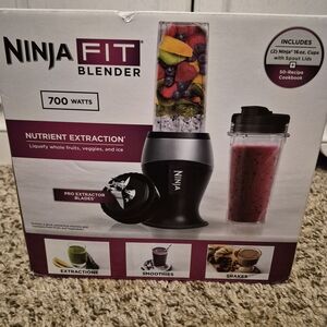Ninja Fit Blender with Cups